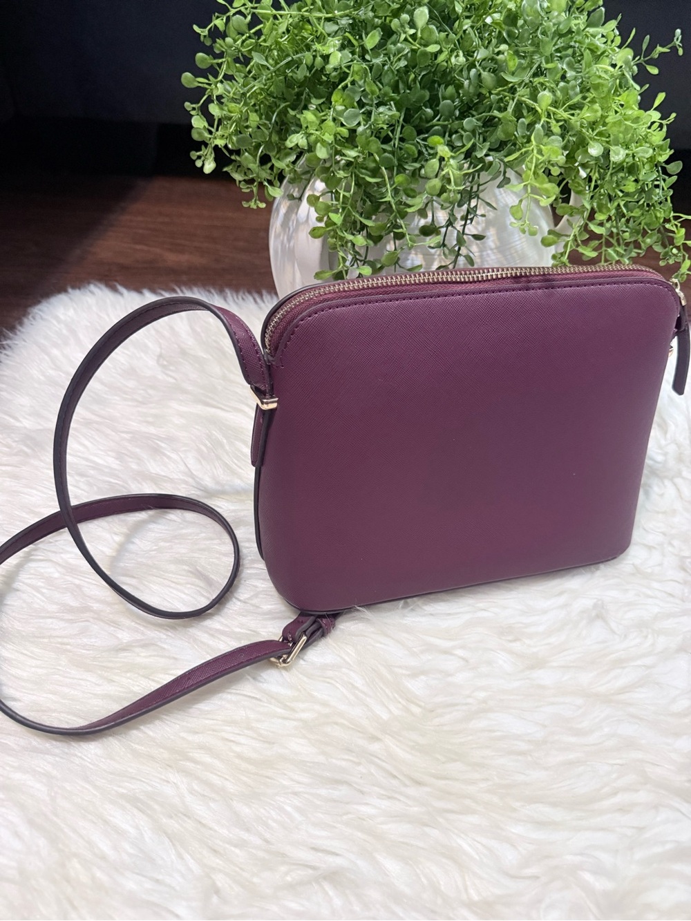 kate spade Plum Saffiano Crossbody with Gold-Tone Logo - Picture 4 of 8